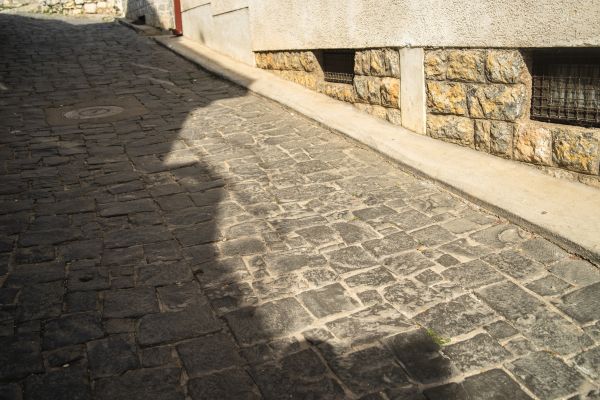 Stone Sidewalk Repair in Kirkland