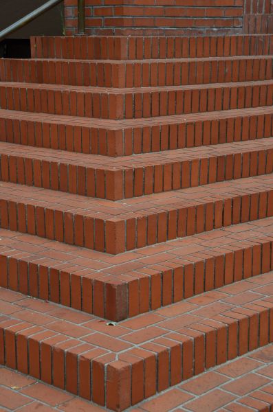 Staircase Brick Repair in Kirkland